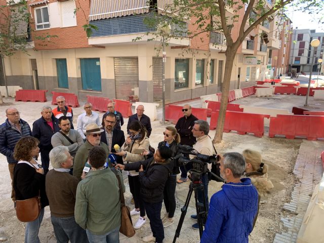 Diego José Mateos: “Los vecinos de La Salud no han esperado tanto tiempo la renovación de sus calles para que ahora no se respete sus opiniones incumpliendo la palabra dada” - 2, Foto 2