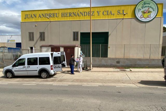 Juan Andreu Hernández y Cia dona 90 kilos de ensaladilla que se repartieron a través de entidades sociales - 1, Foto 1