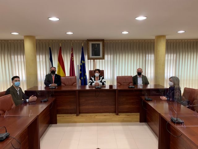 El vicerrector de la UMU ofrece una videoconferencia a los alumnos de 1° de Bachillerato de Águilas - 1, Foto 1