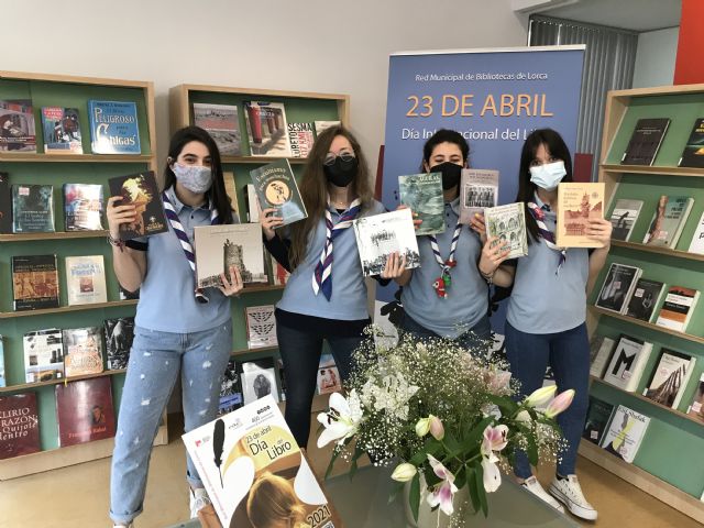 La red municipal de bibliotecas de Lorca incorpora a sus fondos una muestra de libros de temática scout donados por el Ciudad del Sol - 3, Foto 3