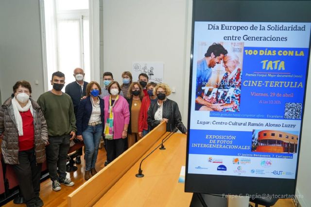Cartagena celebra el Día de la Solidaridad Intergeneracional con la proyección del documental ´100 días con la Tata´ - 1, Foto 1