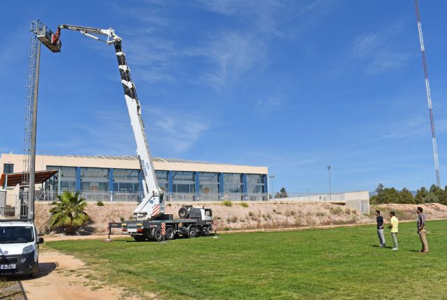 Comienza la instalación del nuevo sistema de iluminación del campo municipal de rugby, que ahorrará unos 22.000 kg anuales de CO2 - 4, Foto 4