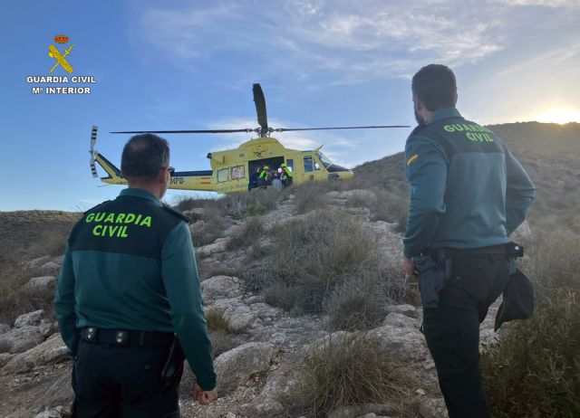 La Guardia Civil localiza a una senderista en una zona abrupta de Cabo Cope-Águilas - 1, Foto 1