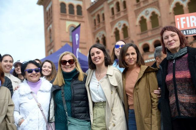 María Marín apoya en Madrid junto a Belarra y Montero la ILP contra la tauromaquia - 1, Foto 1
