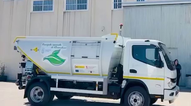 Totana incorpora un nuevo vehículo para la recogida selectiva de biorresiduos en contenedores marrones - 1, Foto 1