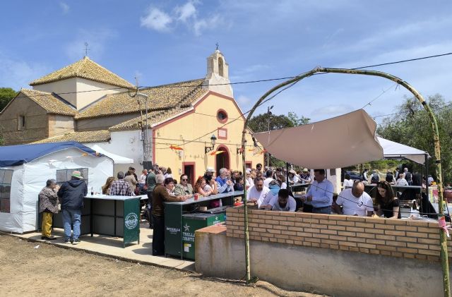 Más de cuatrocientas personas se suman a apoyar la restauración de la ermita de los Santos Médicos - 3, Foto 3