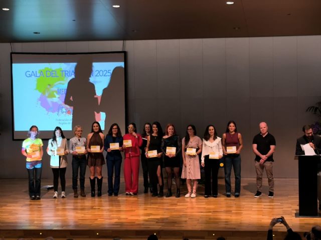 Diego Calvo se despide tras cuatro décadas al frente del triatlón murciano - 4, Foto 4