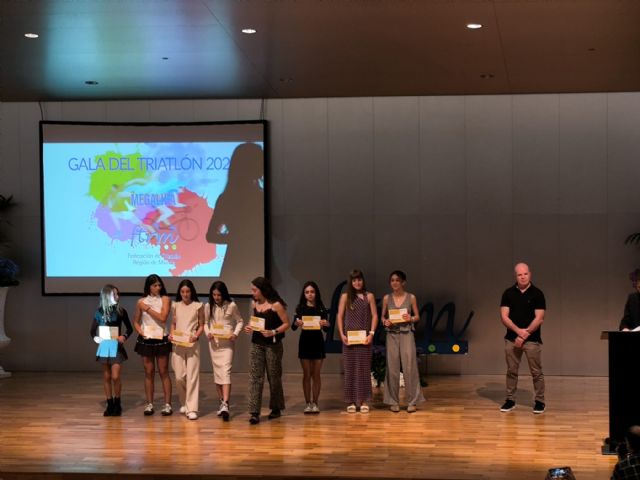 Diego Calvo se despide tras cuatro décadas al frente del triatlón murciano - 5, Foto 5