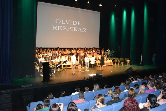 El IES Europa logra el aplauso unánime en su tradicional concierto anual - 2, Foto 2