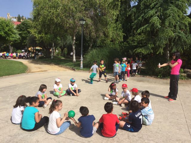 Unos 300 escolares de Primaria de Cehegín participan en una jornada de juegos lúdicos - 4, Foto 4