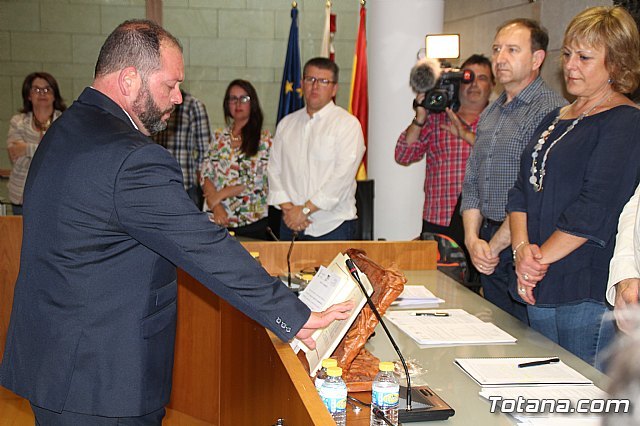 Non-attached councilman Juan Carlos Carrillo takes office in the Municipal Corporation, Foto 1