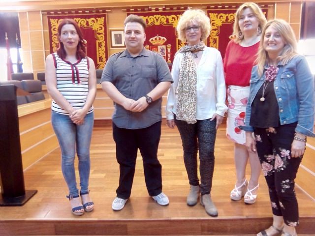 La Concejalía de Igualdad de Molina de Segura entrega los premios del XXII Certamen Literario 8 de marzo 2017 de relato corto y poesía - 1, Foto 1