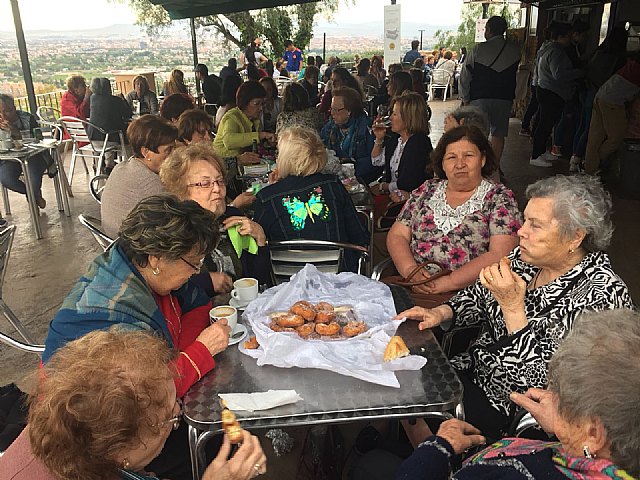 La delegación de Lourdes de Totana junto con a la Parroquia de Santiago peregrinaron al Santuario de la Fuensanta en Murcia - 5, Foto 5