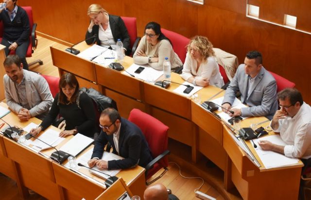 El PSOE vuelve a preguntar en el Pleno por la iluminación del Camino Feli, otro compromiso de Gil Jódar con las pedanías sin cumplir - 1, Foto 1