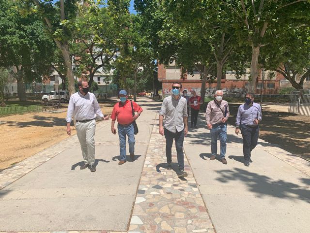 Mejores zonas verdes en el centro de la ciudad y nuevo mobiliario urbano para mejorar la calidad de vida de los murcianos - 2, Foto 2