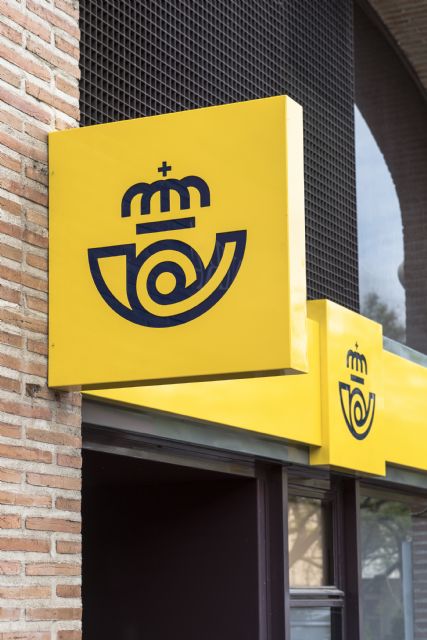 Correos reopens the offices in Murcia and Cartagena located in El Corte Ingls, Foto 1