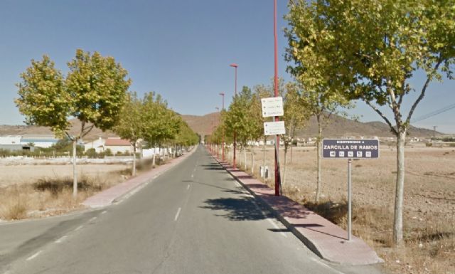 El Ayuntamiento adjudica las obras de acondicionamiento de la vía verde de acceso al cementerio de Zarcilla de Ramos - 1, Foto 1