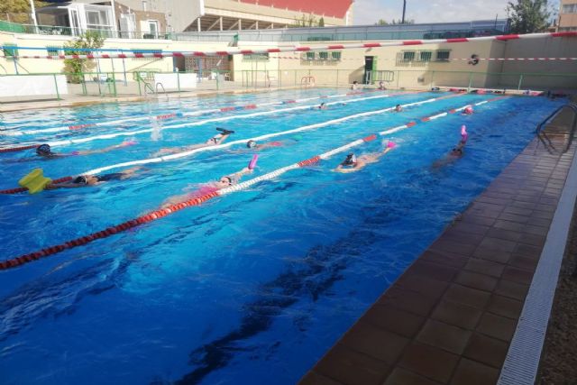 Cursos de natación desde los 3 años hasta adultos en la piscina de la Casa de la Juventud - 1, Foto 1