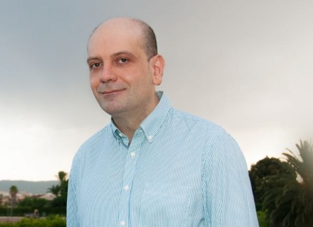 La difícil cirugía del Dr. Serrano - 1, Foto 1