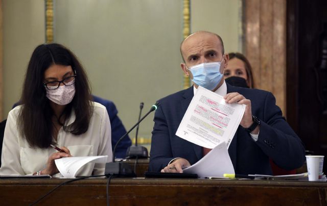 El Pleno municipal exige a Ballesta que dé explicaciones de por qué desoyó la sentencia del TSJ y se gastó 26 millones de euros de forma irregular - 1, Foto 1