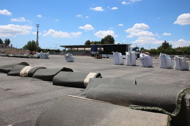 Comienza las obras de sustitucin del csped artificial y la red de riego del campo de ftbol Jos Kubala, Foto 2