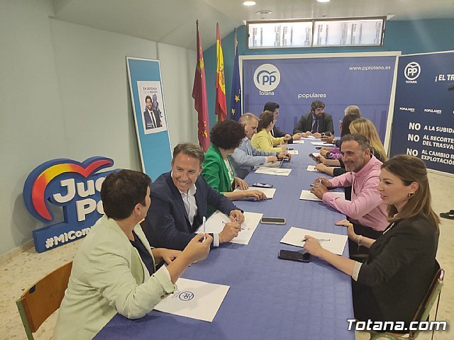 López Miras: En aquellos municipios de la Región en los que ya no gobierna el Partido Popular, las cosas van peor, Foto 5