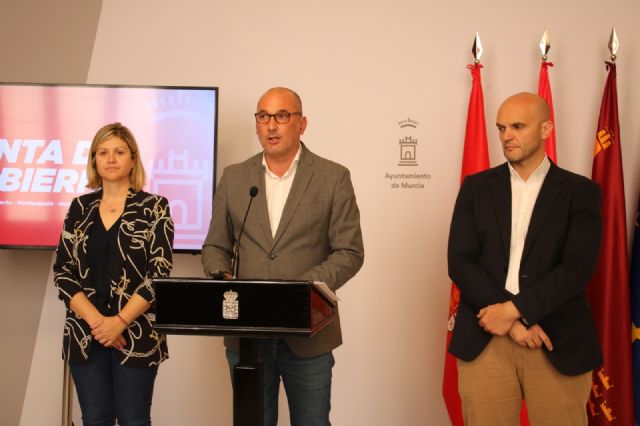 El Ayuntamiento destinará más de 2,2 millones de euros a la renovación del césped artificial de seis campos de fútbol - 1, Foto 1