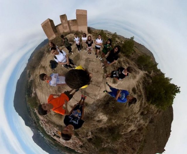 Vídeos de realidad virtual sobre la historia de Blanca y su castillo - 2, Foto 2