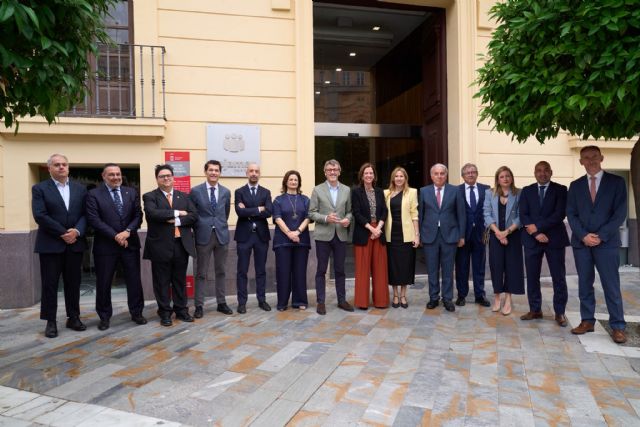 Diálogo sobre La Financiación del Futuro con el Colegio de Economistas - 1, Foto 1