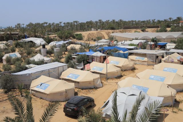 El hambre y la desnutrición amenazan - 1, Foto 1