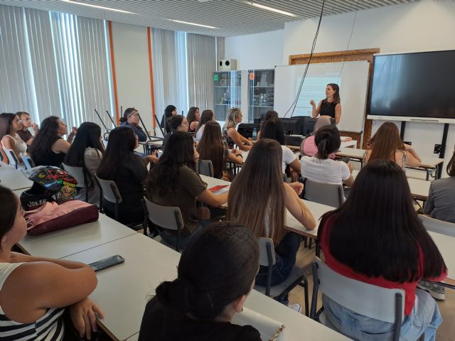 23 colegios de la Región reciben un sello de calidad por su compromiso y excelencia en los servicios educativos - 1, Foto 1