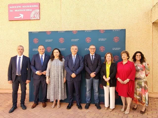 El Gobierno regional refuerza su compromiso con la sostenibilidad universitaria y anuncia la opción de nuevos proyectos adicionales - 3, Foto 3