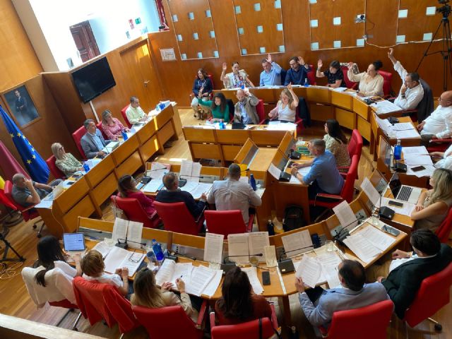 Fulgencio Gil junto a los concejales de PP y VOX votan en contra de la unidad en defensa del Trasvase Tajo-Segura - 1, Foto 1