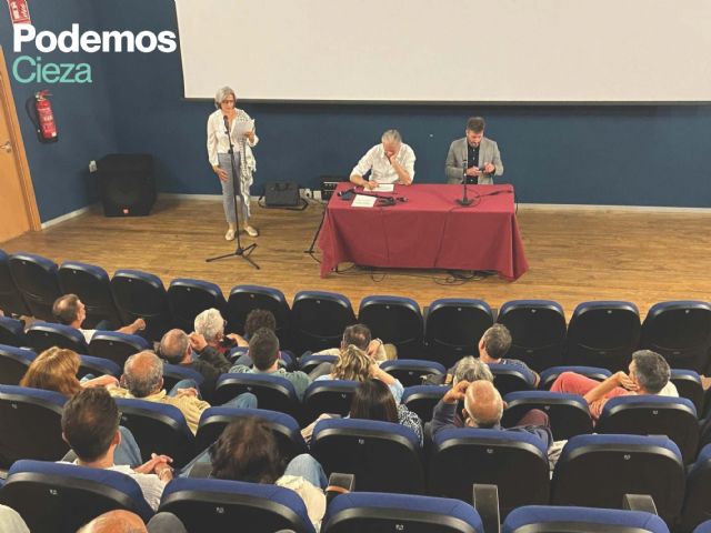 El rearme a debate en Cieza, con Héctor Illueca y Víctor Egío - 1, Foto 1