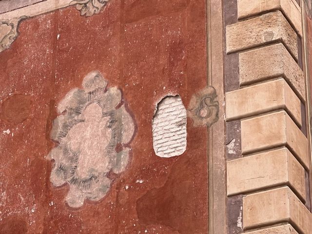 Huermur denuncia que la fachada del Palacio Episcopal de Murcia se cae a pedazos - 4, Foto 4