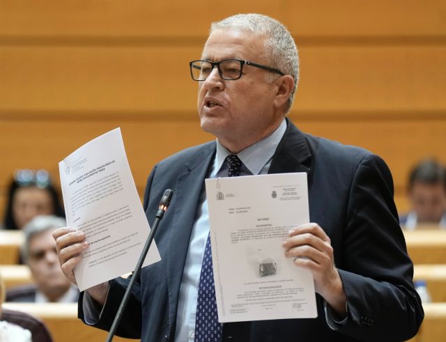 Bernabé exige a Aagesen que regenere Portmán: 'Sellar es esconder la porquería bajo la alfombra' Bernabé exige a Aagesen que regenere Portmán: 'Sellar es esconder la porquería bajo la alfombra'