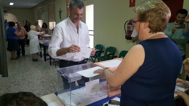 Urralburu : Hemos nacido para un día como hoy - 1, Foto 1