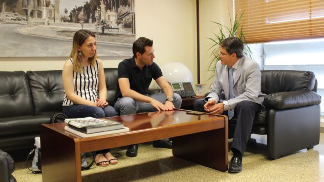 Visita al Consejero de Agricultura para conocer el estado de las ayudas pendientes a los floricultores por el temporal de nieve - 2, Foto 2