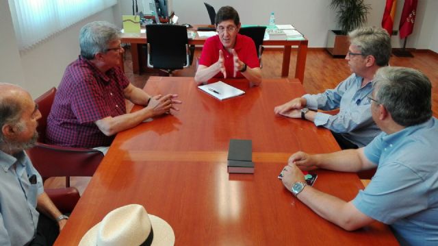 El consejero de Salud se reúne con la Plata forma del Tercer Sector - 1, Foto 1