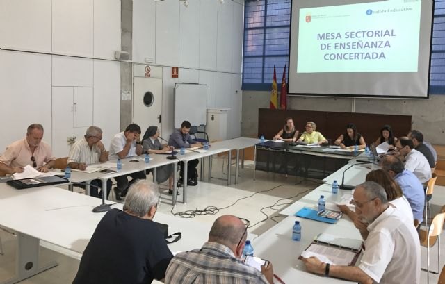 La Mesa Sectorial de Educación Concertada aprueba los criterios de valoración para Bachillerato y FP - 1, Foto 1