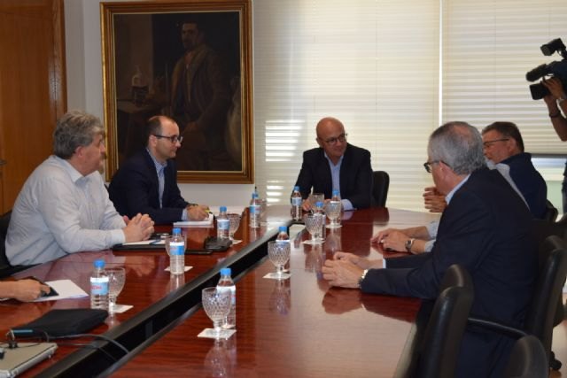 Empresas cubanas se interesan por la tecnología agrícola de la Región - 1, Foto 1