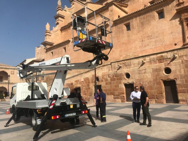 El Servicio Eléctrico Municipal renueva su parque móvil con un camión grúa de 17 metros para mejorar la atención que se ofrece a los ciudadanos - 2, Foto 2