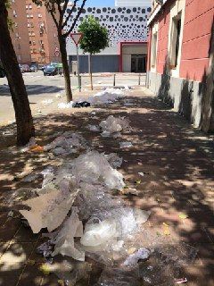 Ahora Murcia considera urgente mejorar la limpieza del mercado de los jueves y de los barrios afectados - 4, Foto 4