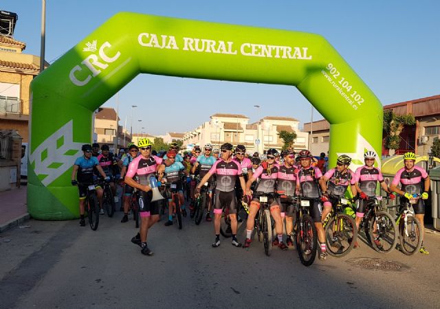 Éxito de participación en la X Vuelta al Mar Menor-Calblanque que incluyó por primera vez a los ciclistas junior - 1, Foto 1