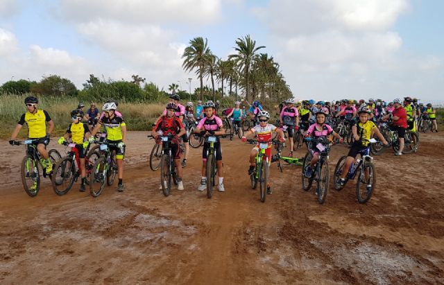 Éxito de participación en la X Vuelta al Mar Menor-Calblanque que incluyó por primera vez a los ciclistas junior - 2, Foto 2