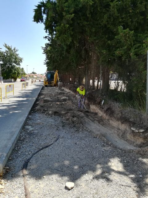 Muro de contención y construcción de aceras en la Calle Mariano Rojas - 1, Foto 1