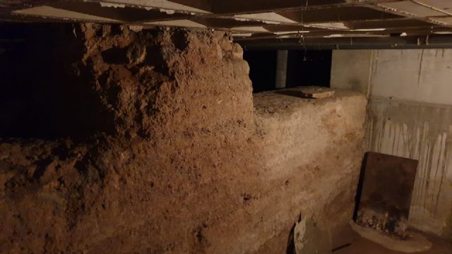Los restos arqueológicos que se encuentran en un bajo comercial de la calle Sagasta serán recuperados - 2, Foto 2