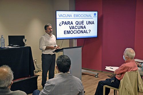El Ateneo de Triana celebró una conferencia por el Prof. José Antonio Galiani - 1, Foto 1