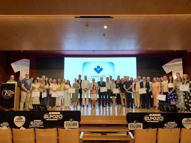 La Fundacin de Trabajadores de El Pozo Alimentacin entrega 30.000 euros para proyectos sociales, Foto 1