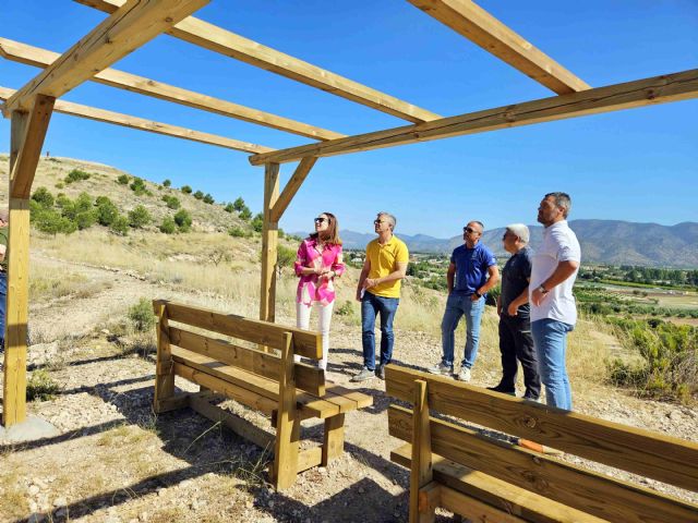 El Ayuntamiento de Caravaca reforesta con cerca de mil especies de árboles y arbustos autóctonos Las Tosquillas de Barranda y el Cerro de las Fuentes de Archivel - 1, Foto 1